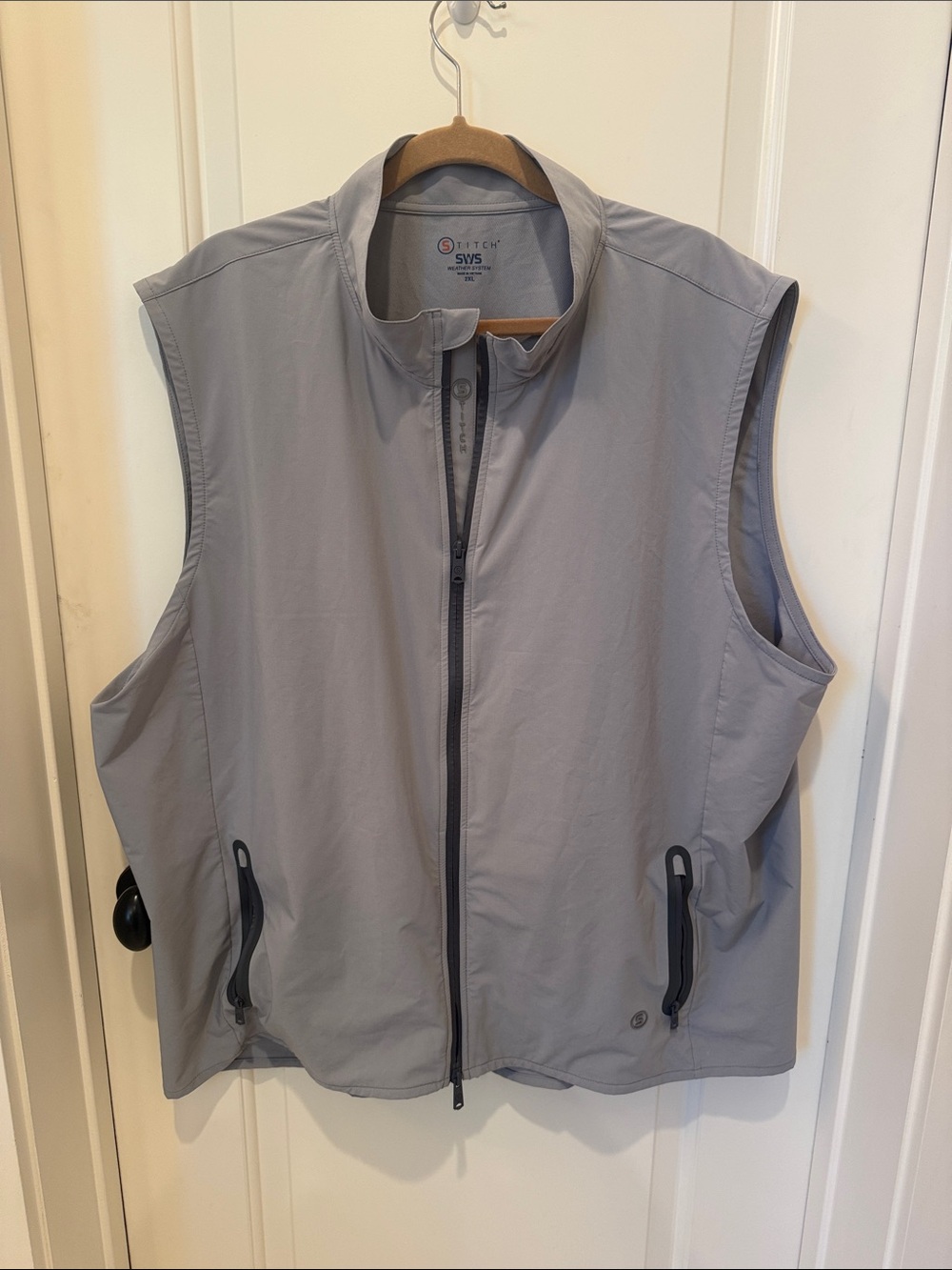 SWS Men's Gray Zip-Up Lightweight Vest Stitch weather system golf performance